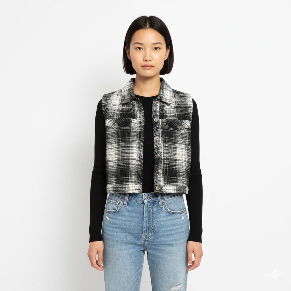 Just Class Black & White Plaid Cropped Vest